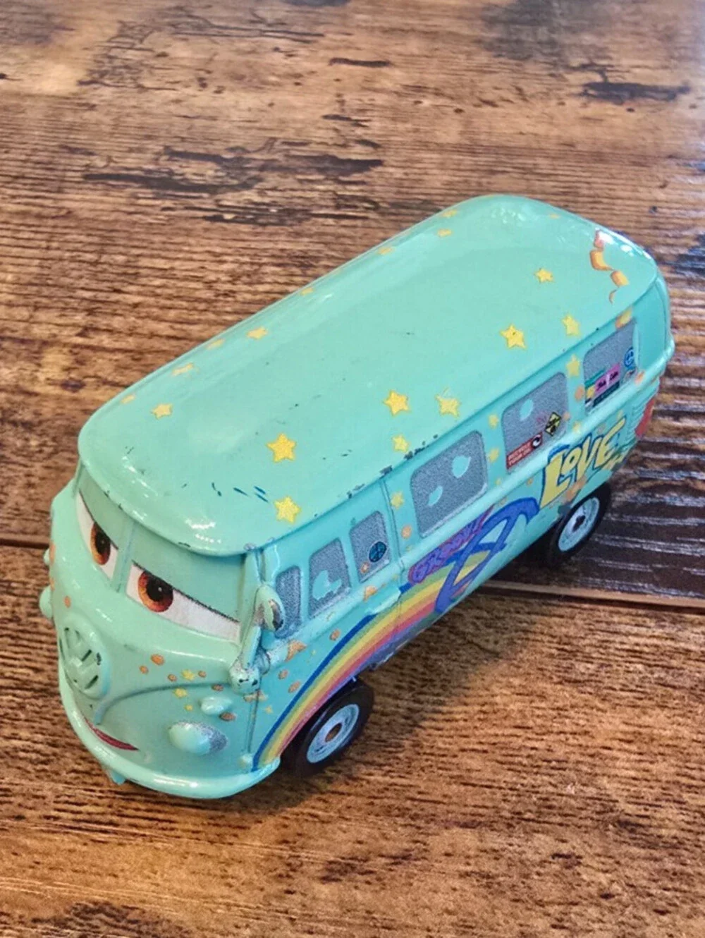 Disney Pixar Cars Fillmore Diecast 1:55